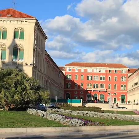 Marjan Hill - Close To Center & Garage *