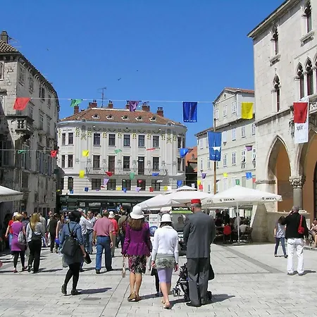 Marjan Hill - Close To Center & Garage Apartman *