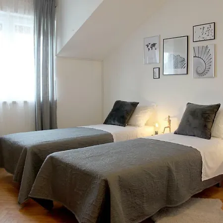 Apartament Marjan Hill - Close To Center & Garage Split