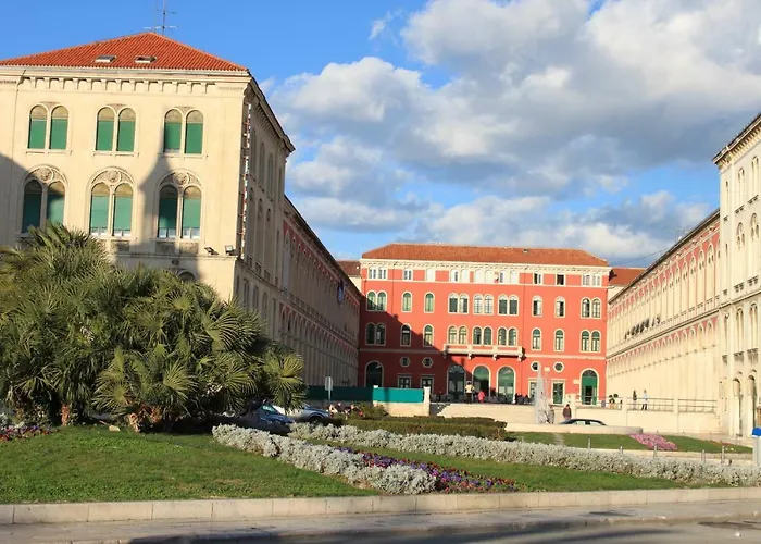 Marjan Hill - Close To Center & Garage *